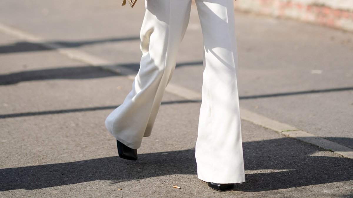Flared broek combineren